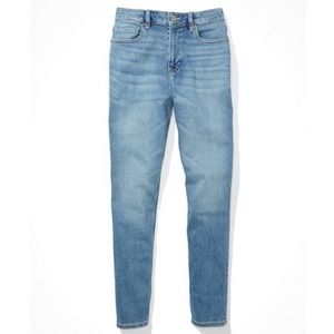 ✨ LAST CHANCE ✨ American Eagle Stretch Mom Jean | Washed Blue | 0